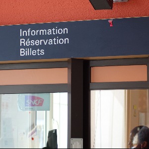 Fermeture du guichet de la gare de Commentry : "Où est l'égalité républicaine ?"