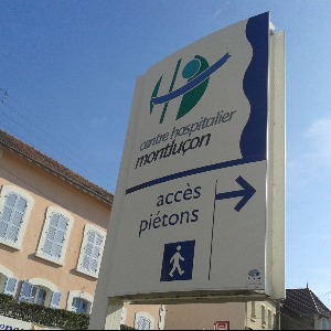 Hôpital : des élus de gauche s'inquiètent du non-remplacement du directeur, "des entretiens en cours", indique l'ARS