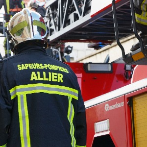 Un agriculteur de La Chapelaude condamné pour s'en être pris à des pompiers en intervention