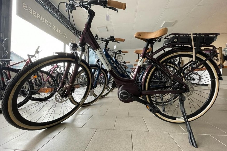 Nouvelles aides de l'Etat pour l'achat d'un vélo électrique : à Montluçon, la demande est forte