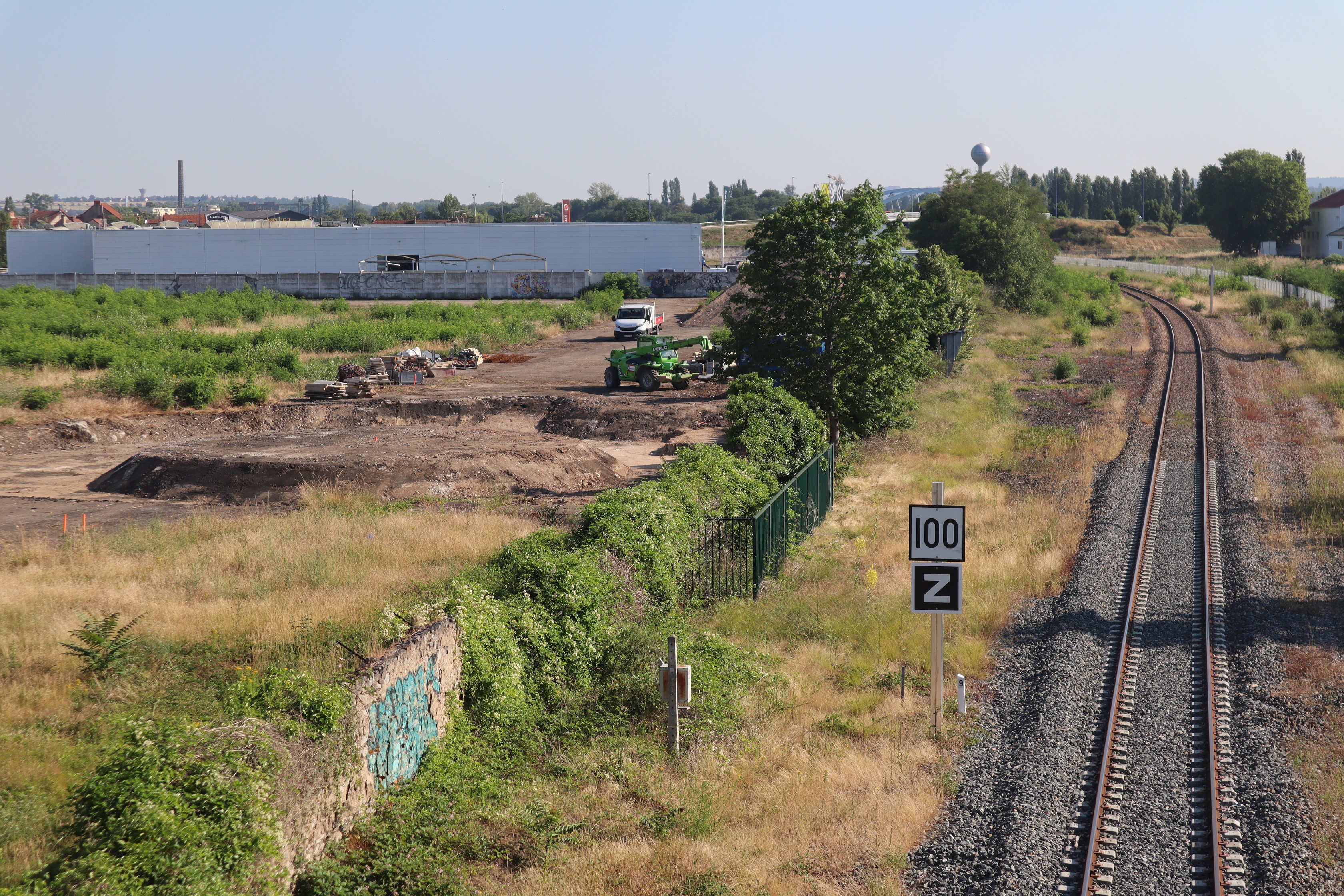 Avant installation passerelle hélicoïdale pasasge République Juin 2025.JPG (3.41 MB)