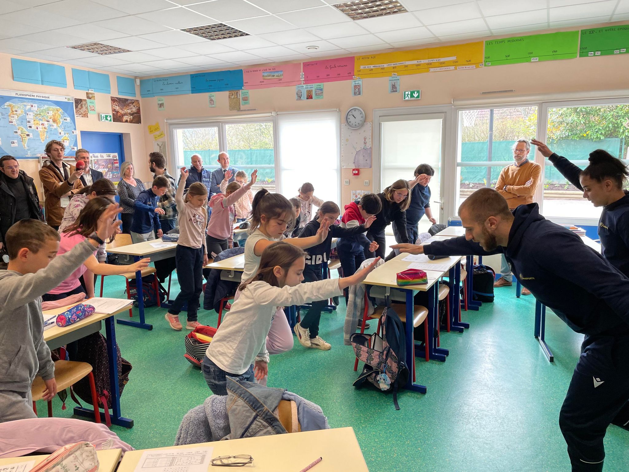 Classe active.jpg (519 KB)