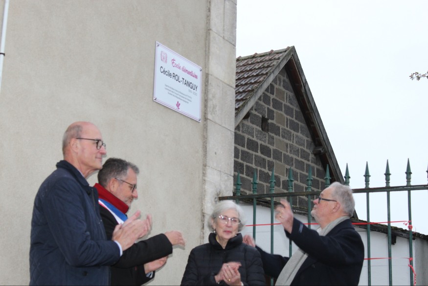 A Commentry, l'école de Pourcheroux devient l'école Cécile Rol-Tanguy