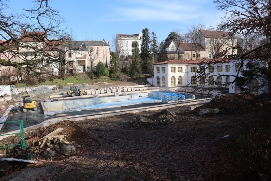 La nouvelle piscine de Néris-les-bains ouvrira bien l'été prochain