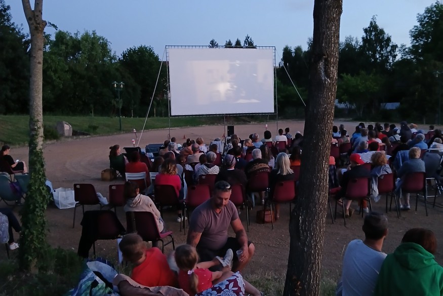 Des séances de cinéma en plein air tout l'été avec l'UDAAR 03