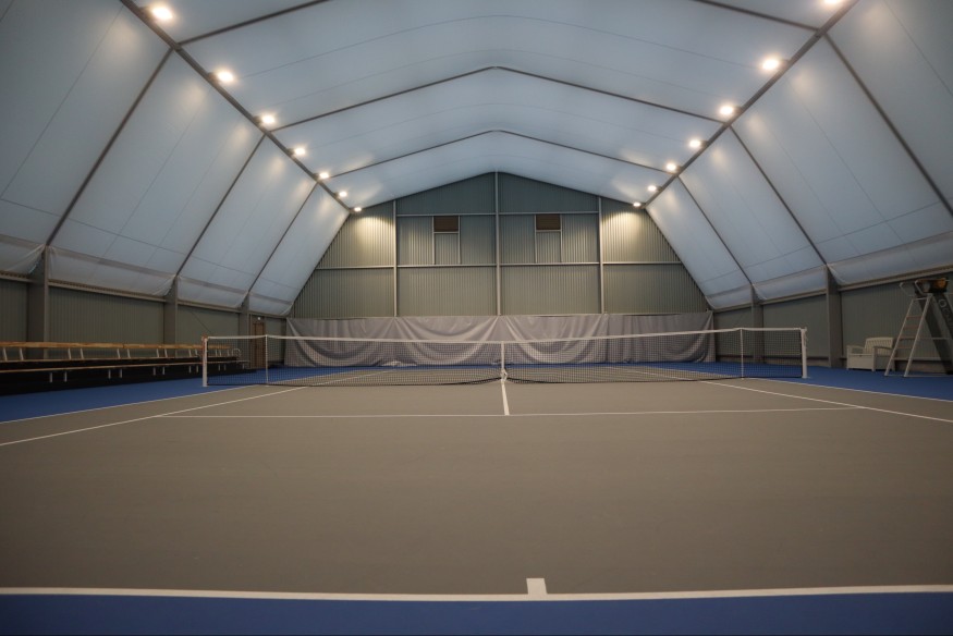 En attendant le projet communautaire à Saint-Jean, Domérat a inauguré son court de tennis couvert