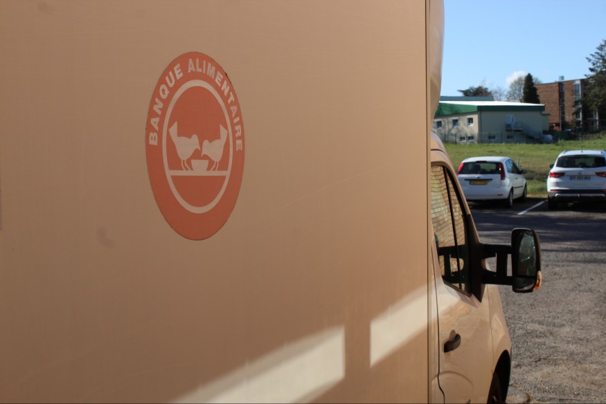 Volé puis incendié : la Banque alimentaire de Montluçon condamne la perte de l'un de ses camions frigorifiques