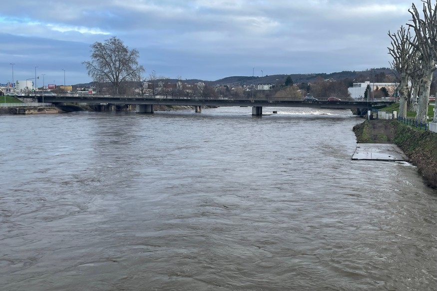 Le pic de cru du Cher a été atteint la nuit dernière à Montluçon, le barrage de Rochebut est plein